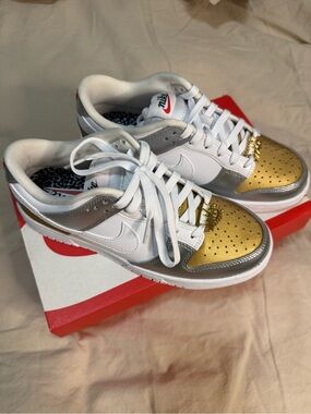 Nike White, Gold & Silver Low Top Sneakers